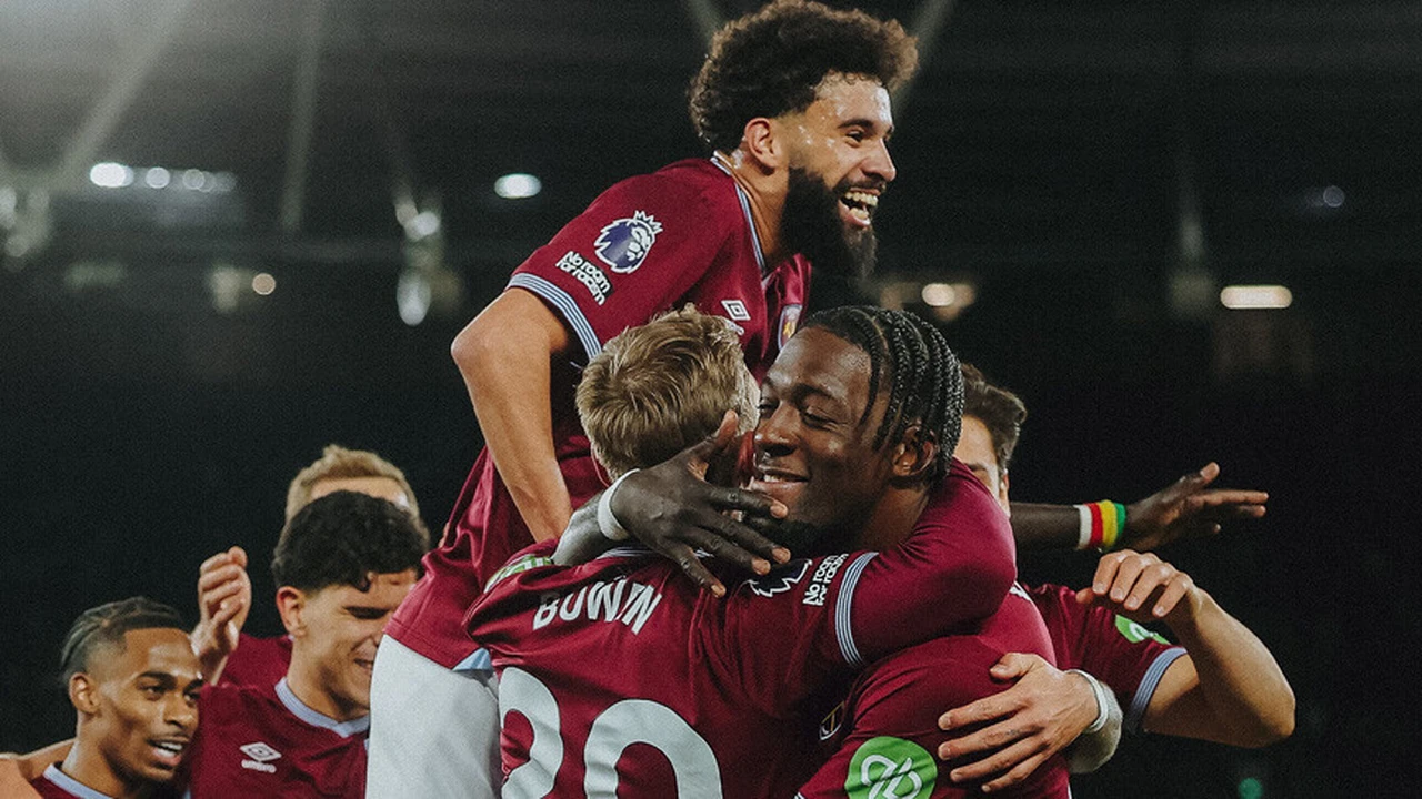 قدم.. وست هام يُحيي آماله في البقاء بالدوري الإنجليزي